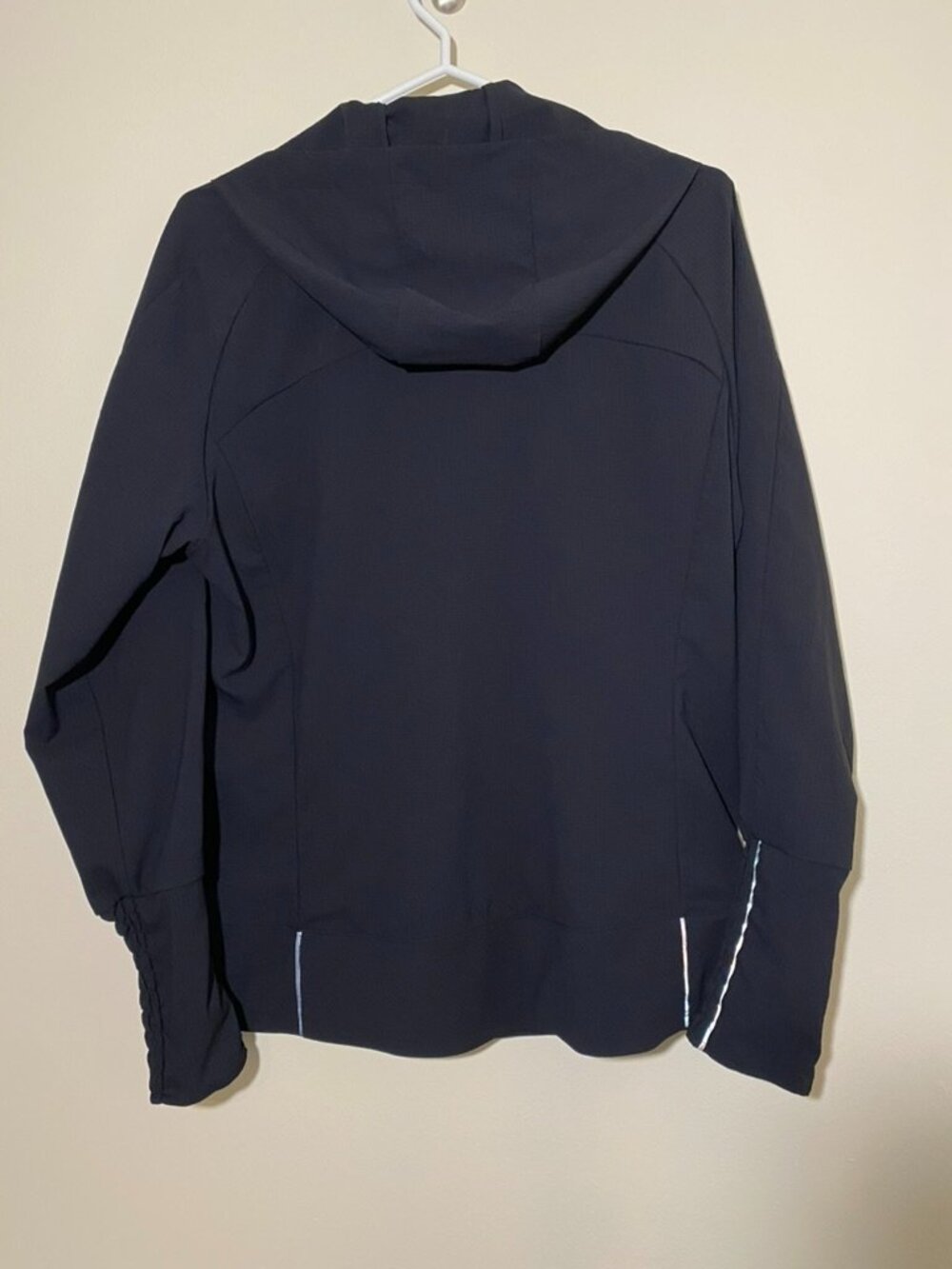 Brooks Packable Jacket - Picture 3 of 6